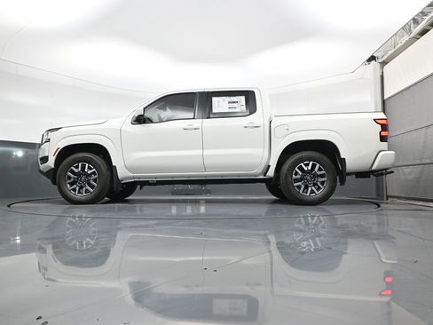 New 2026 Nissan Frontier SV image 17