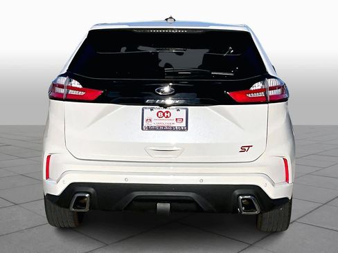 Used 2023 Ford Edge ST image 5