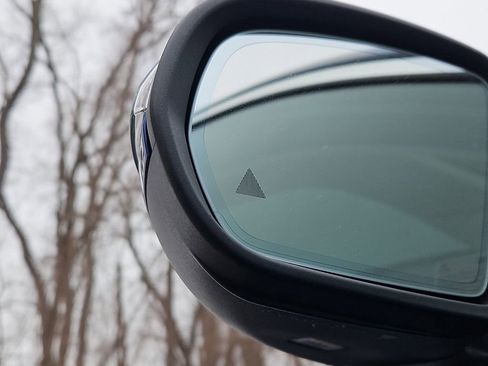 Used 2021 Mercedes-Benz GLC 300 4MATIC image 25