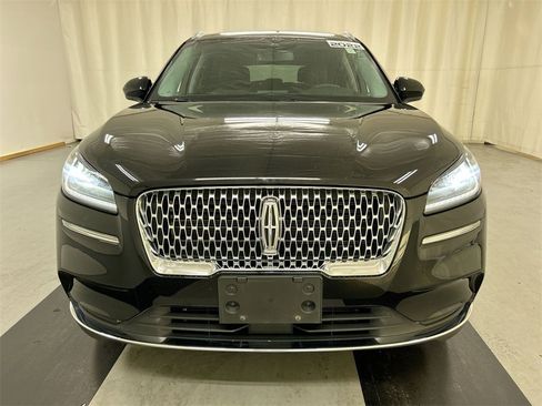 Used 2022 Lincoln Corsair Standard w/ Equipment Group 101A image 3