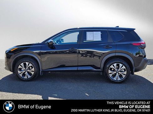 Used 2022 Nissan Rogue SV AWD/4WD image 6