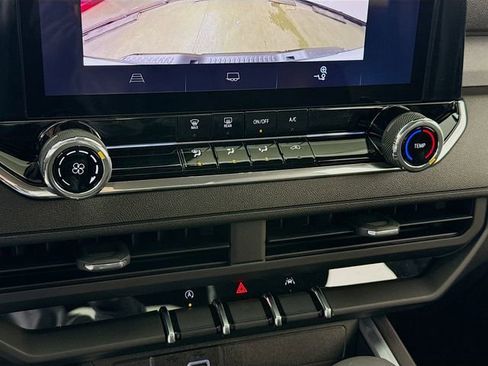 New 2026 Chevrolet Colorado W/T AWD/4WD image 18