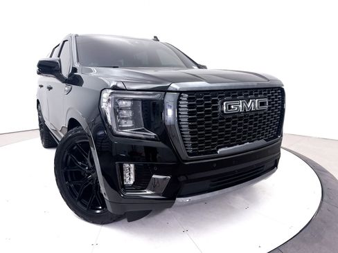 Used 2024 GMC Yukon Denali Ultimate AWD/4WD image 9