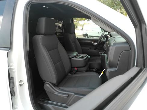 Used 2025 Chevrolet Silverado 1500 LT w/ Convenience Package II RWD image 22