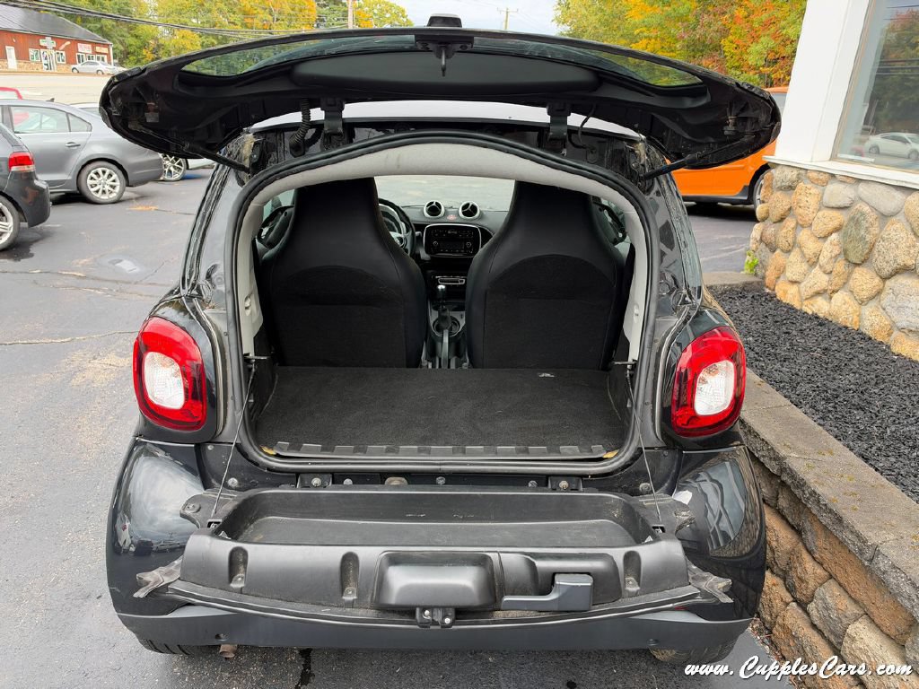 Used 2016 smart fortwo Coupe RWD image 7