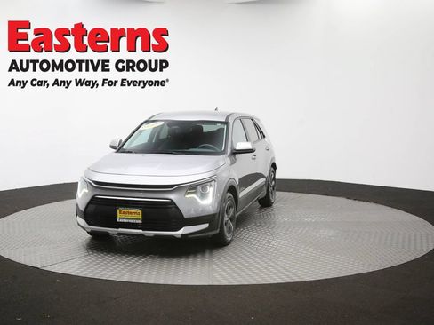 Used 2025 Kia Niro LX FWD image 52