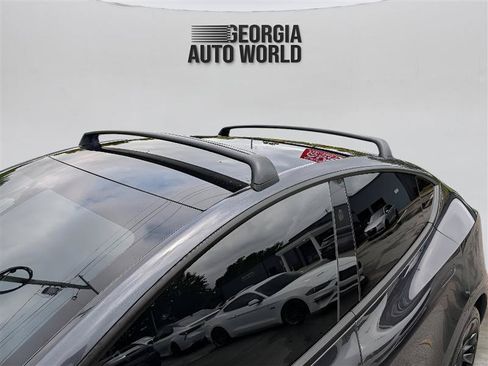 Used 2024 Tesla Model Y 2WD image 35