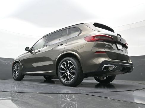 Used 2023 BMW X5 xDrive40i w/ M Sport Package AWD/4WD image 26