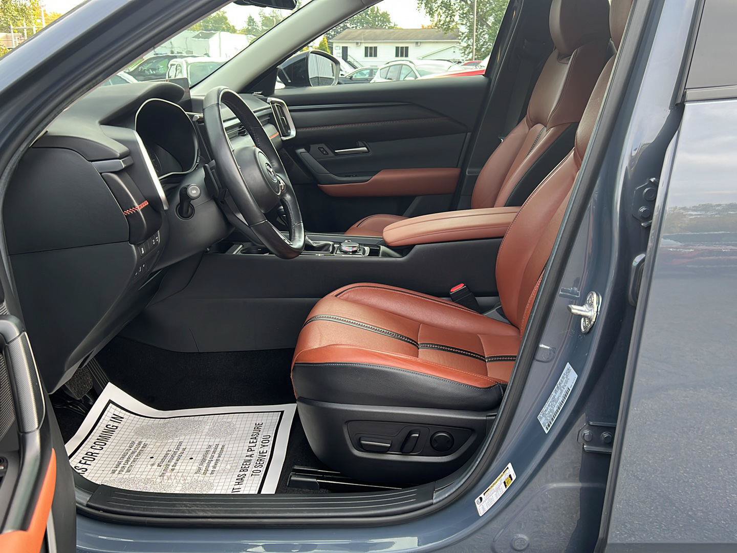 Used 2024 MAZDA CX-50 AWD 2.5 Turbo w/ Cargo Package image 4