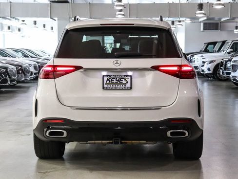 Certified 2025 Mercedes-Benz GLE 450e 4MATIC image 3