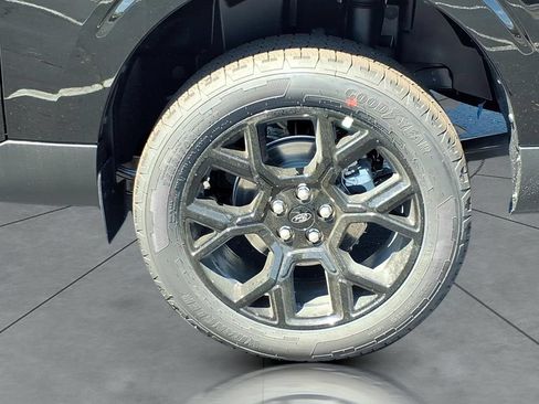 New 2026 Ford Maverick XLT w/ Equipment Group 301A AWD/4WD image 4