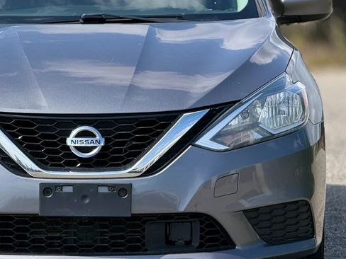 Used 2019 Nissan Sentra SV FWD image 12