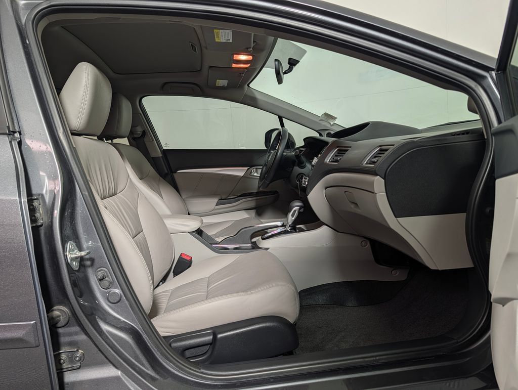 Used 2013 Honda Civic EX-L image 10