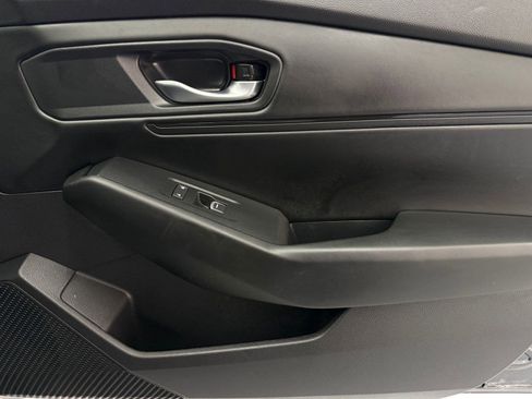 Used 2023 Honda Accord EX image 23