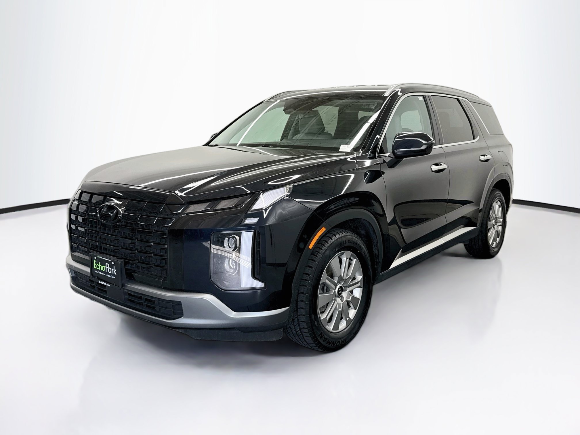 Used 2025 Hyundai Palisade SEL FWD image 3