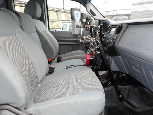 Used 2014 Ford F250 XL image 30