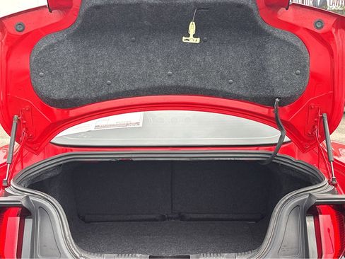 Used 2019 Ford Mustang Coupe image 22