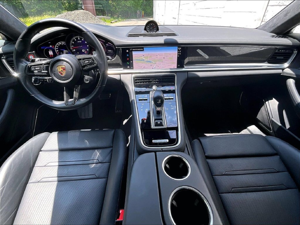 Used 2022 Porsche Panamera GTS AWD/4WD image 18