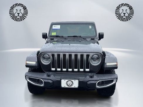 Used 2020 Jeep Wrangler Unlimited Sahara image 2