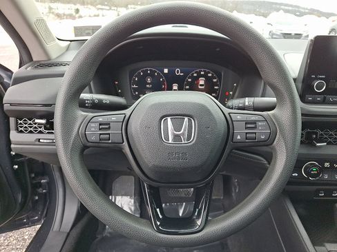 Used 2023 Honda Accord EX image 18