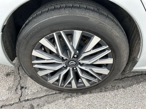 Used 2023 Nissan Altima 2.5 SV image 9