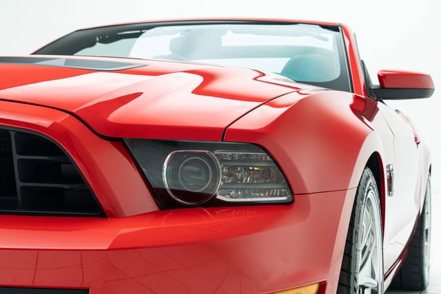 Used 2013 Ford Mustang Shelby GT500 RWD image 11