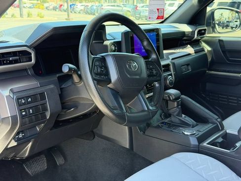 Used 2026 Toyota Tacoma SR5 RWD image 10