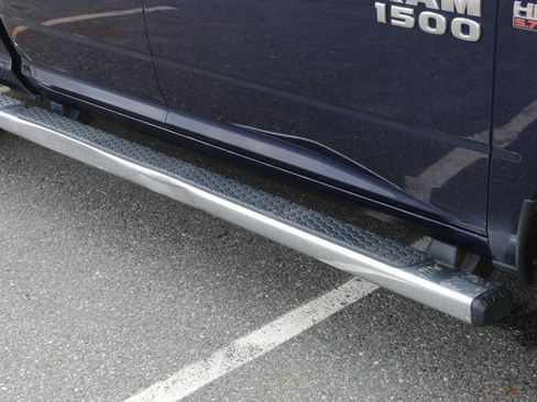 Used 2015 RAM 1500 Express AWD/4WD image 31