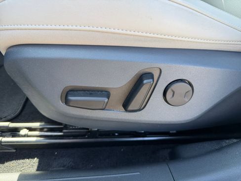 Certified 2023 Kia EV6 Wind RWD image 17