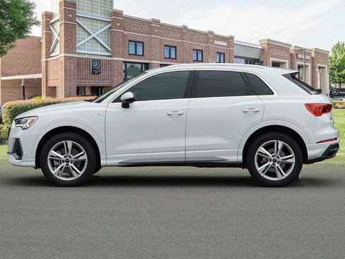 Used 2024 Audi Q3 2.0T Premium Plus AWD/4WD image 8