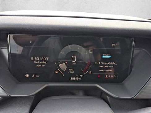 Used 2024 GMC Acadia Elevation FWD image 11