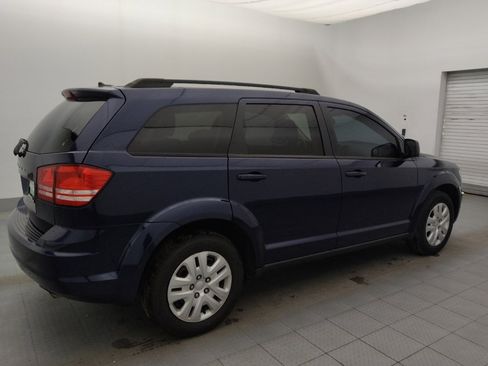 Used 2018 Dodge Journey SE w/ Popular Equipment Group image 10