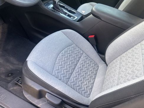 Used 2024 Chevrolet Equinox LS image 6