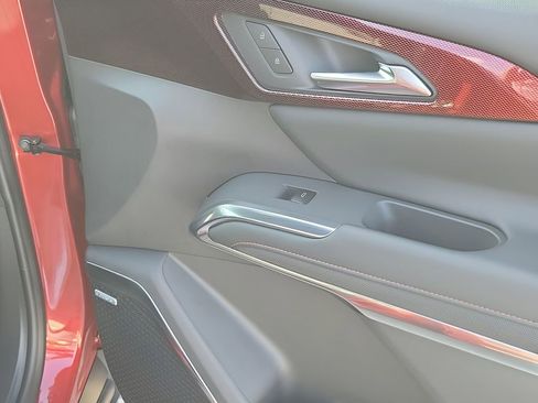 New 2026 Chevrolet Traverse Z71 w/ Enhanced Driving Package AWD/4WD image 50