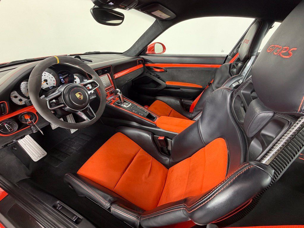 Used 2016 Porsche 911 GT3 RS RWD image 4