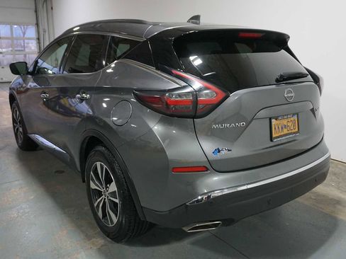 Used 2023 Nissan Murano SV image 3