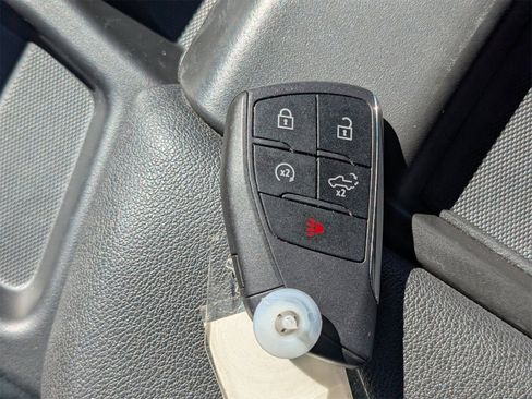 Used 2024 Chevrolet Silverado 1500 Custom image 31