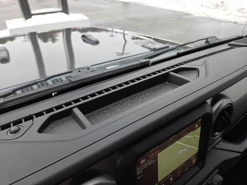 Used 2021 Jeep Wrangler Sport S image 54