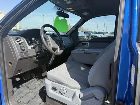 Used 2011 Ford F150 XLT w/ XLT Chrome Pkg image 6