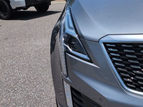 Used 2021 Cadillac XT5 Premium Luxury AWD/4WD image 10