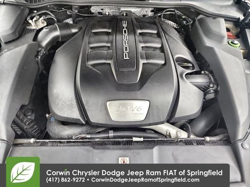 Used 2014 Porsche Cayenne Diesel AWD/4WD image 36