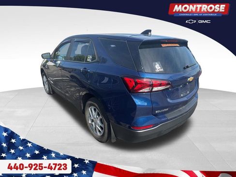 Used 2022 Chevrolet Equinox LS w/ LS Convenience Package AWD/4WD image 4