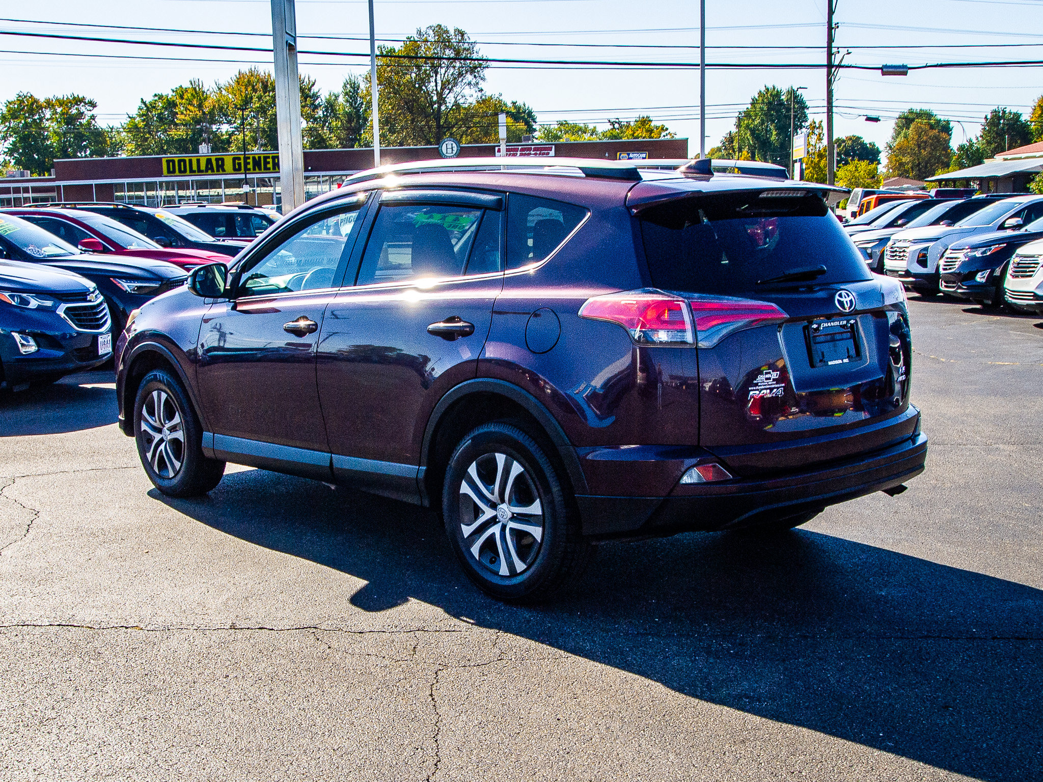 Used 2017 Toyota RAV4 LE w/ Carpet Mat Package AWD/4WD image 5