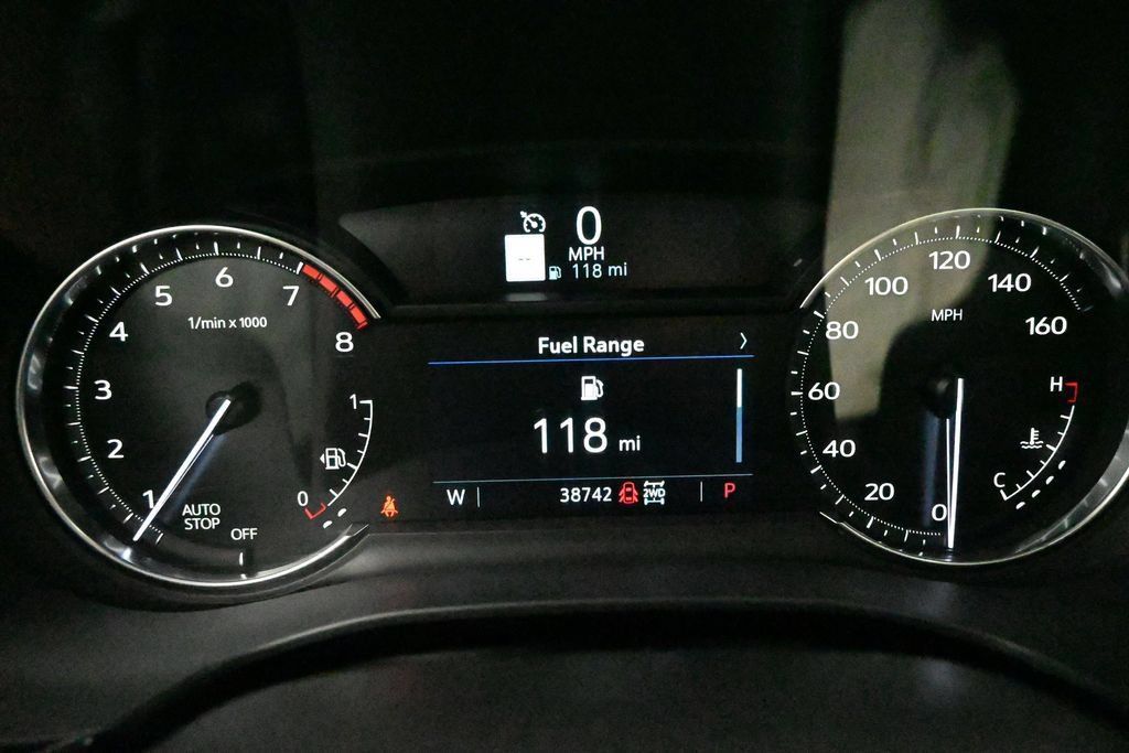 Used 2024 Cadillac XT6 Sport AWD/4WD image 12