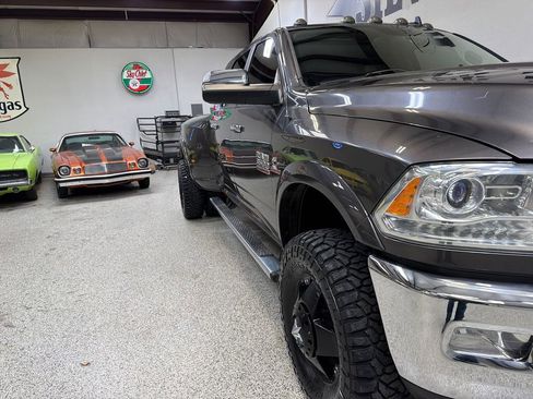Used 2014 RAM 3500 Laramie w/ Convenience Group AWD/4WD image 39