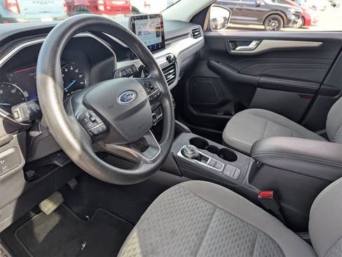 Used 2021 Ford Escape SE w/ SE Sport Appearance Package image 15