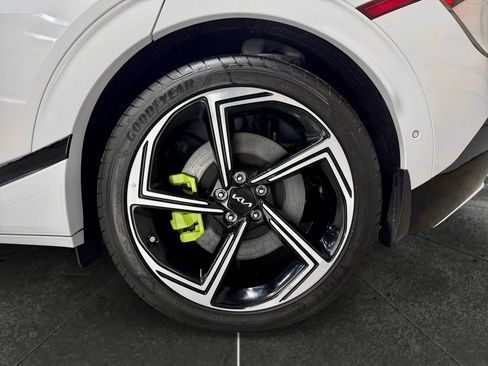 Used 2023 Kia EV6 GT image 34