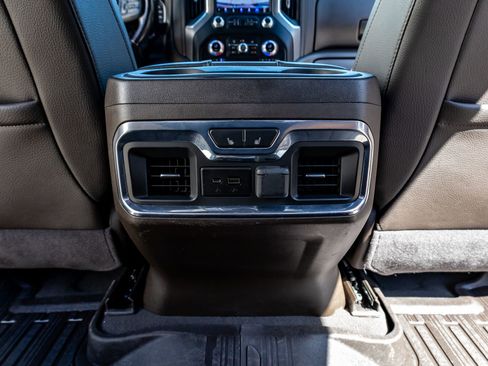Used 2023 GMC Sierra 3500 Denali w/ Technology Package AWD/4WD image 32