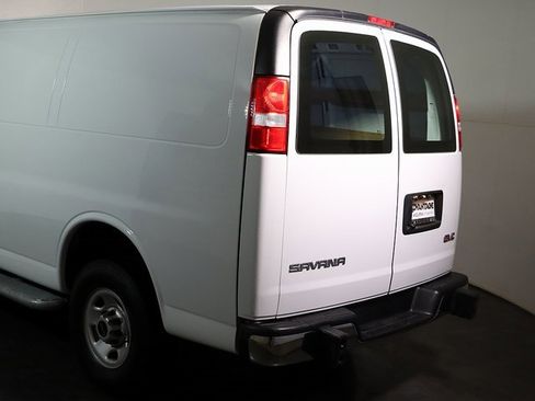 Used 2024 GMC Savana 2500 w/ Driver Convenience Package image 11