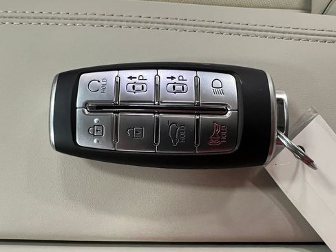 Used 2024 Genesis GV80 3.5T w/ Prestige Package AWD/4WD image 32